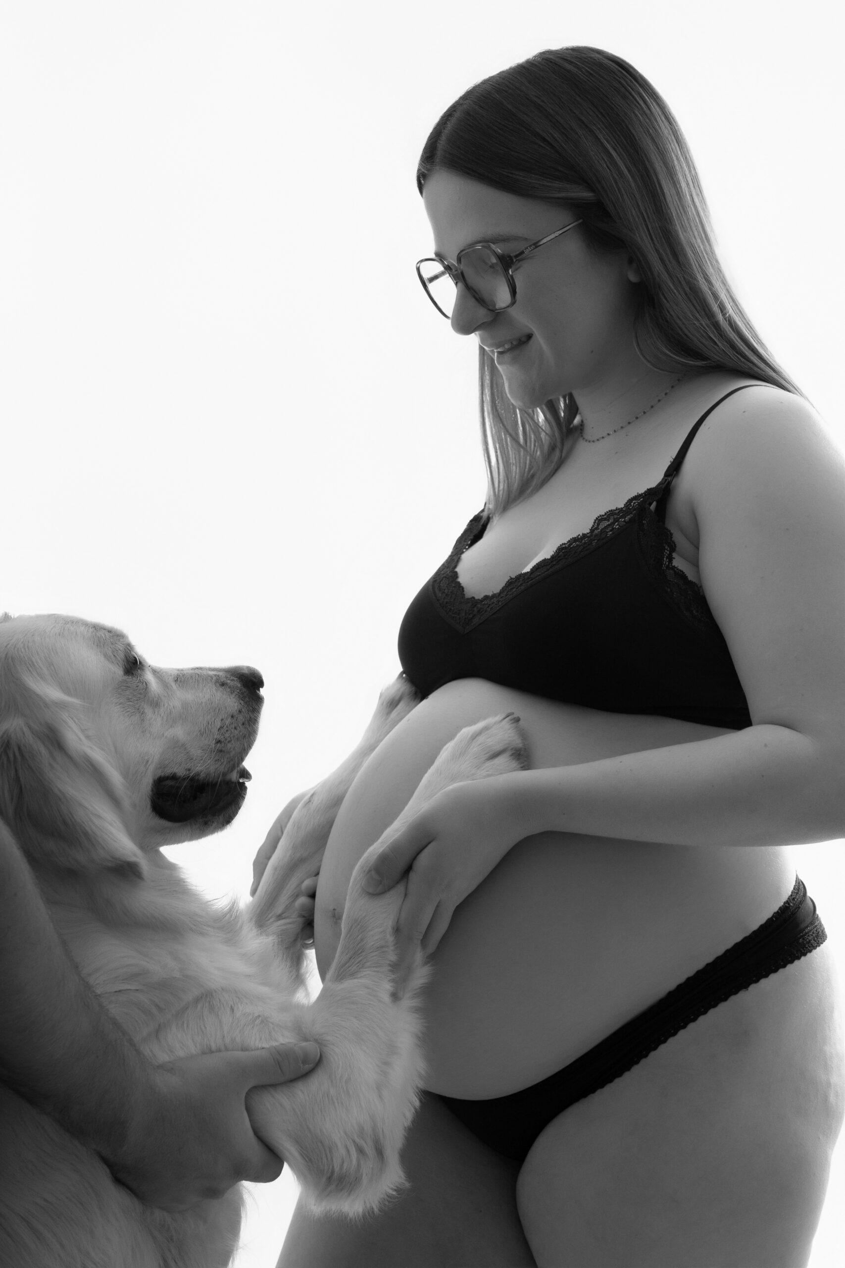 SÉANCE GROSSESSE AVIGNON avec chien